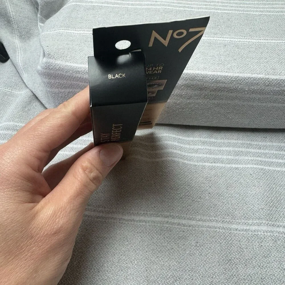 No7 Stay Perfect Mascara Long Lasting Volume Tubular Black 7ml New With Box